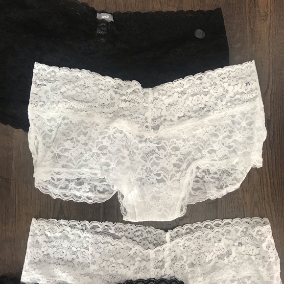 Aerie lace girly short panties - 4 pair bundle - Picture 2 of 4